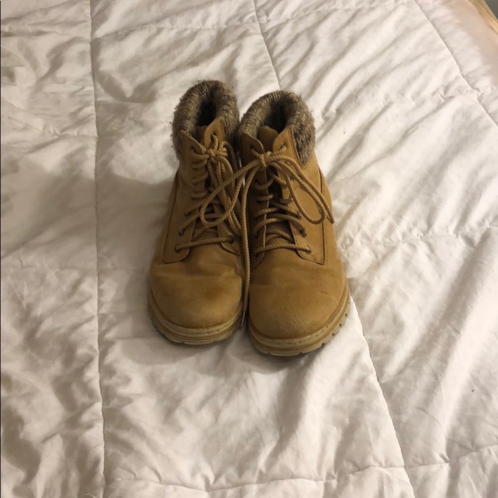 cliffs boots